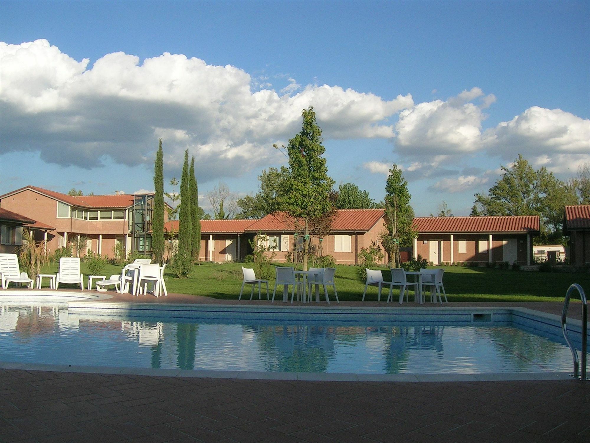 פיזה Residence San Rossore מראה חיצוני תמונה